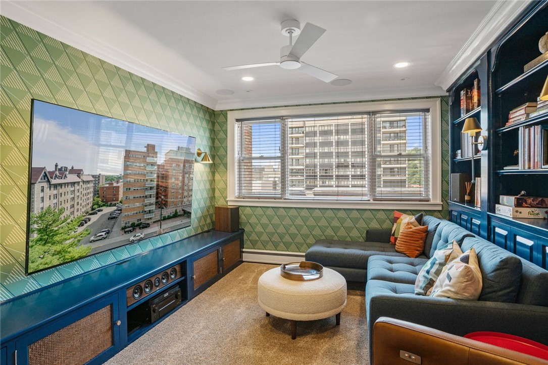 144 N Dithridge Street PH4