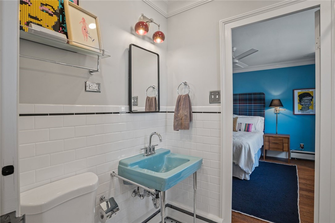 144 N Dithridge Street PH4