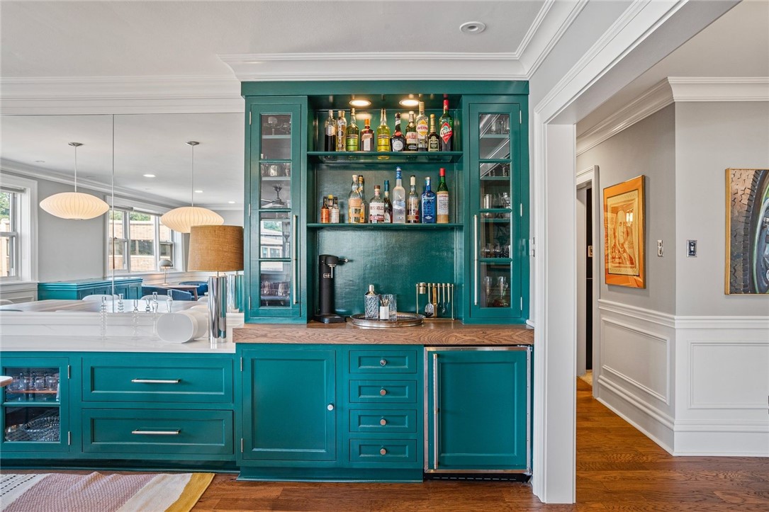 144 N Dithridge Street PH4