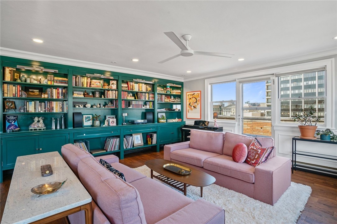 144 N Dithridge Street PH4