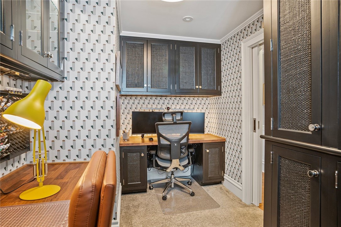 144 N Dithridge Street PH4