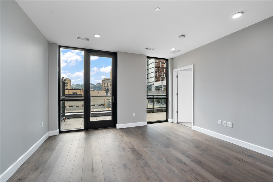 350 Oliver Avenue 350 Oliver Avenue 1201