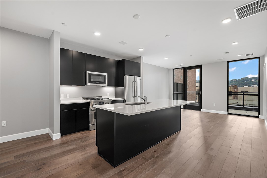 350 Oliver Avenue 350 Oliver Avenue 1201