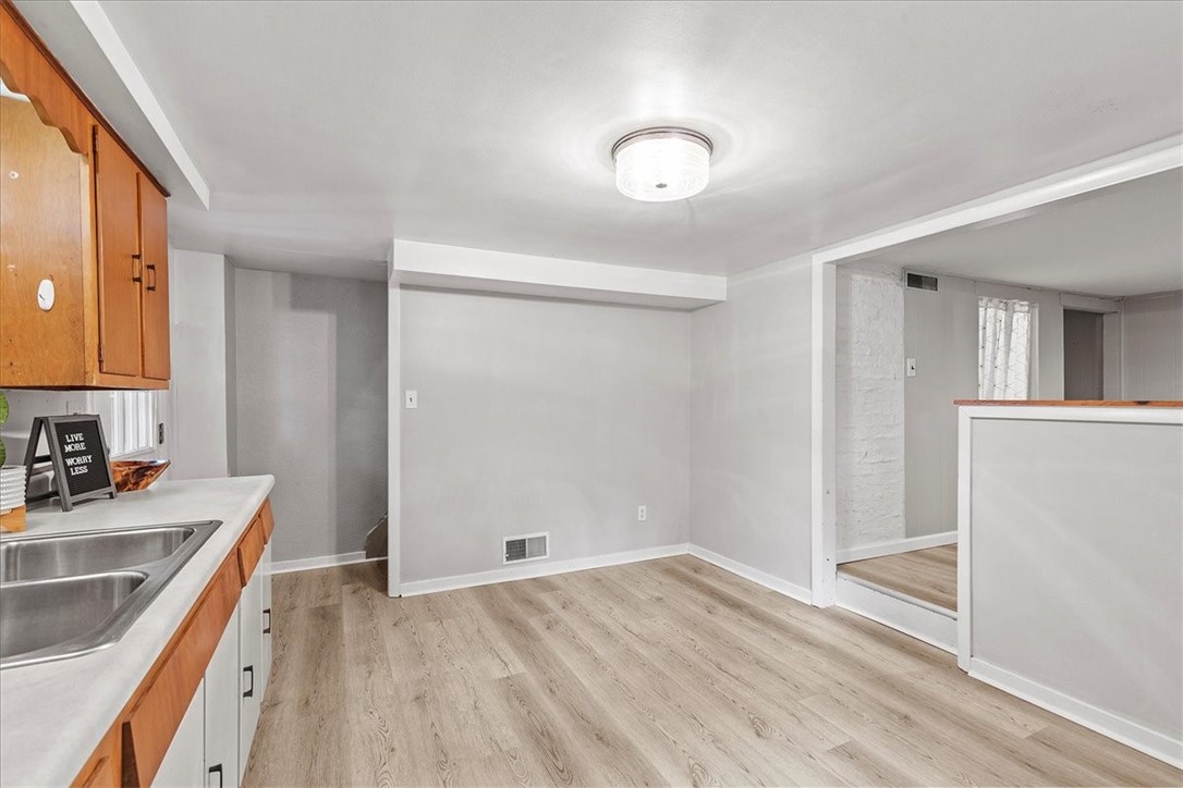 622 1/2 Southern Ave