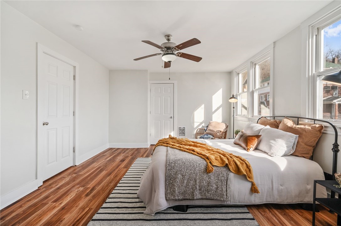 7545 Ellesmere Street