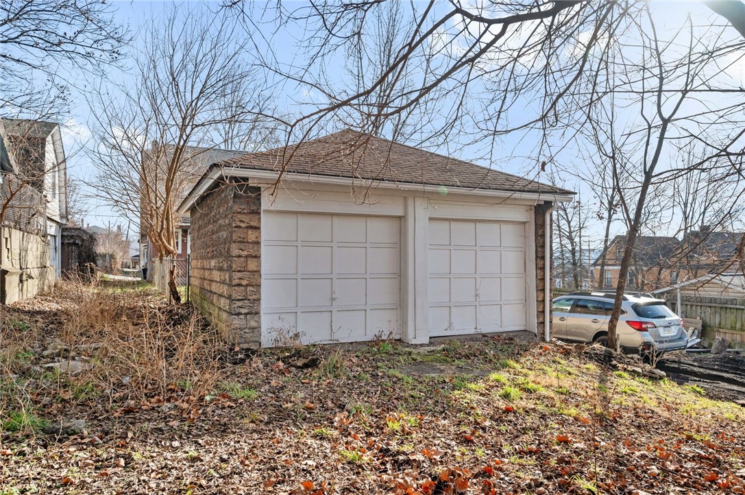 7545 Ellesmere Street