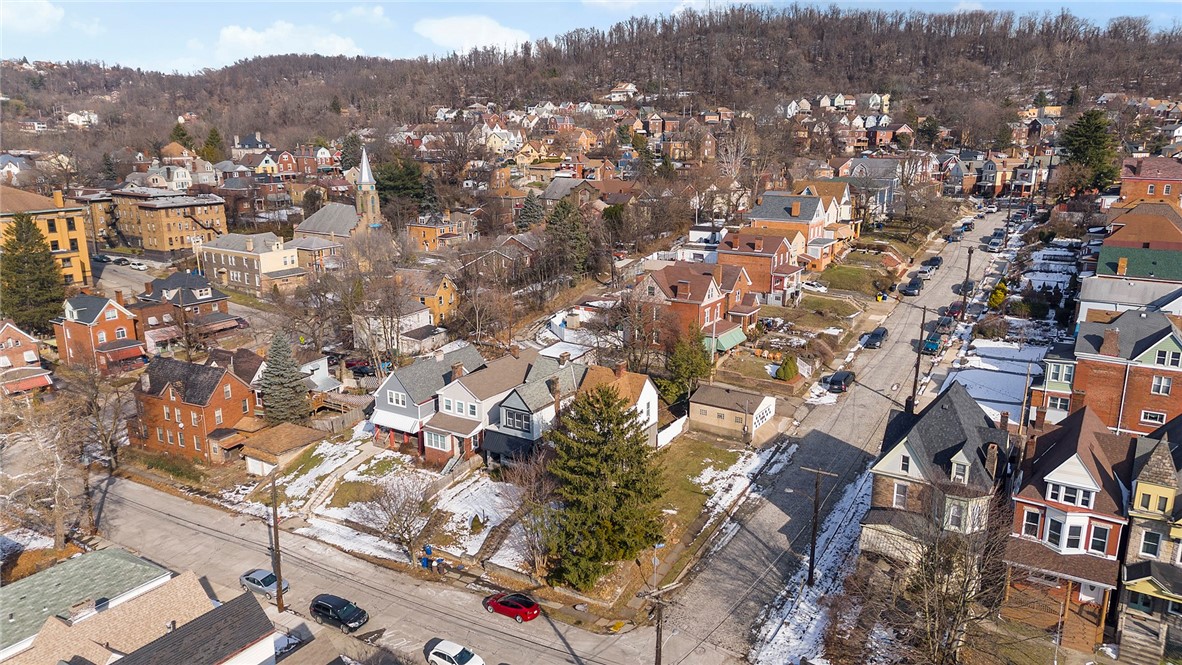 5219 Gertrude Street