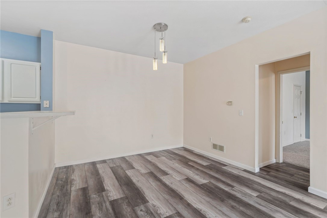 733 Eagle Pointe Dr