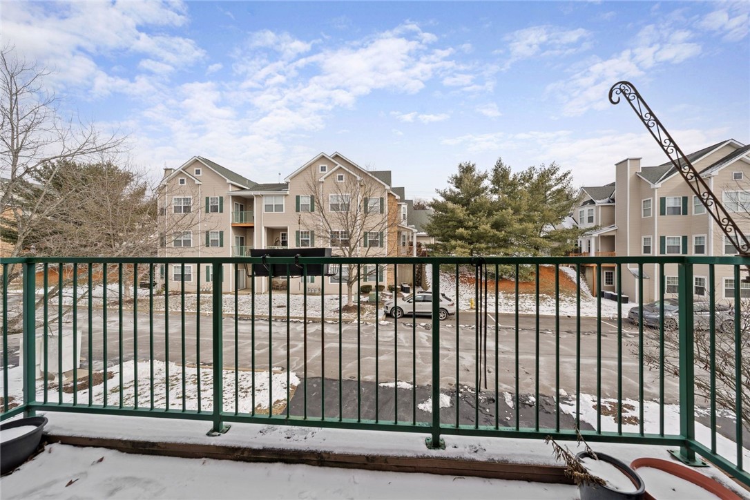 733 Eagle Pointe Dr