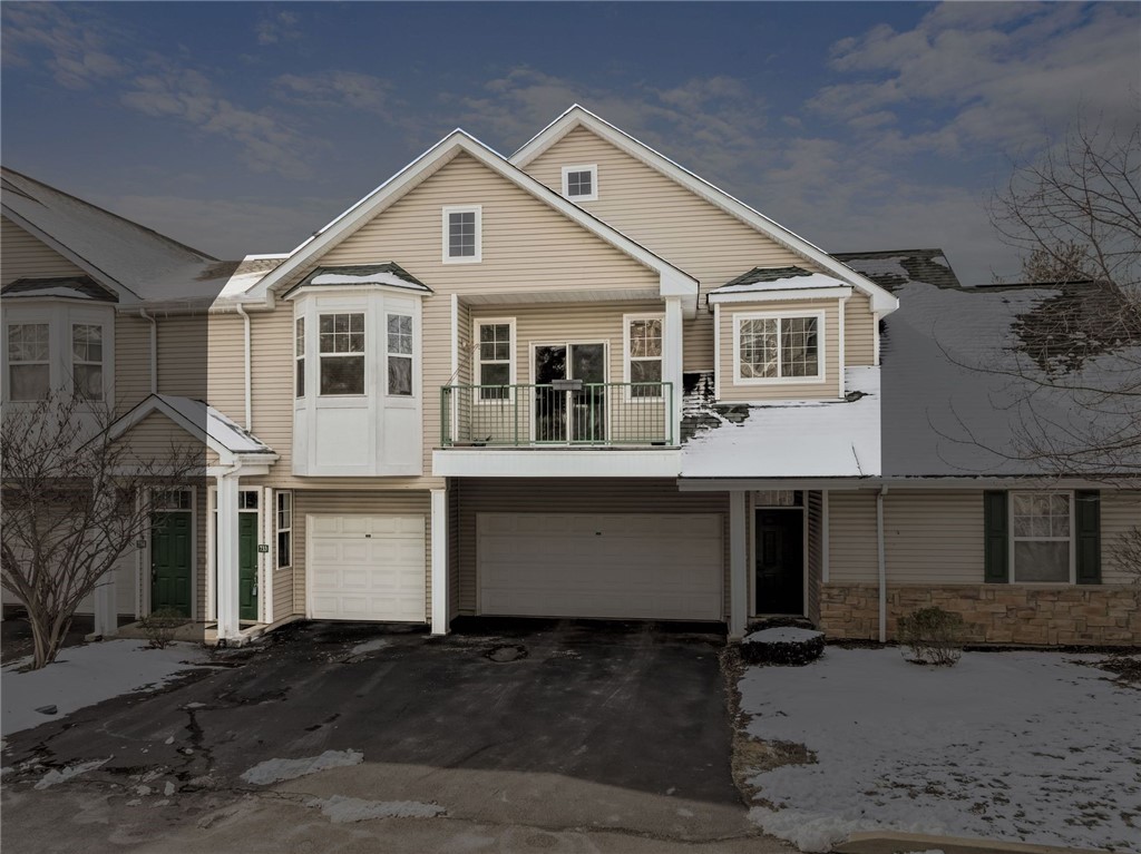 733 Eagle Pointe Dr