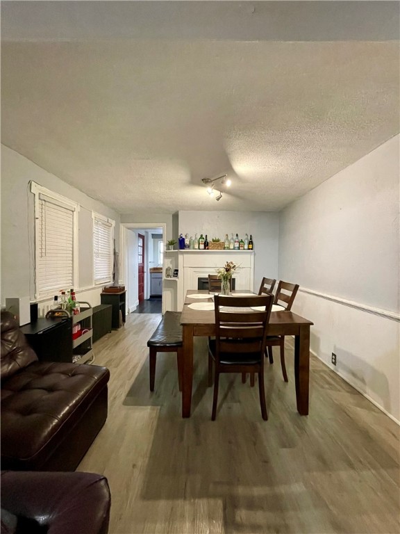 1318 Sarah St
