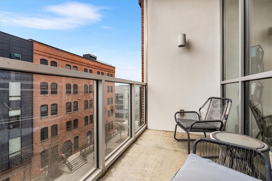 2434 Smallman St 414