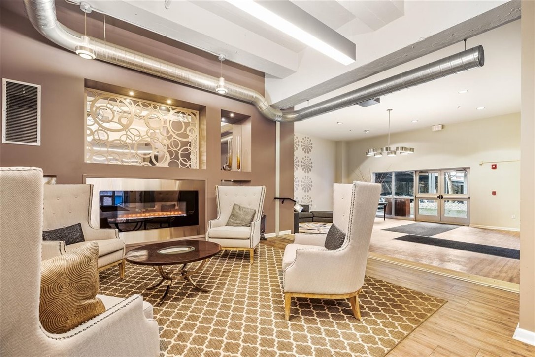 2434 Smallman St 414