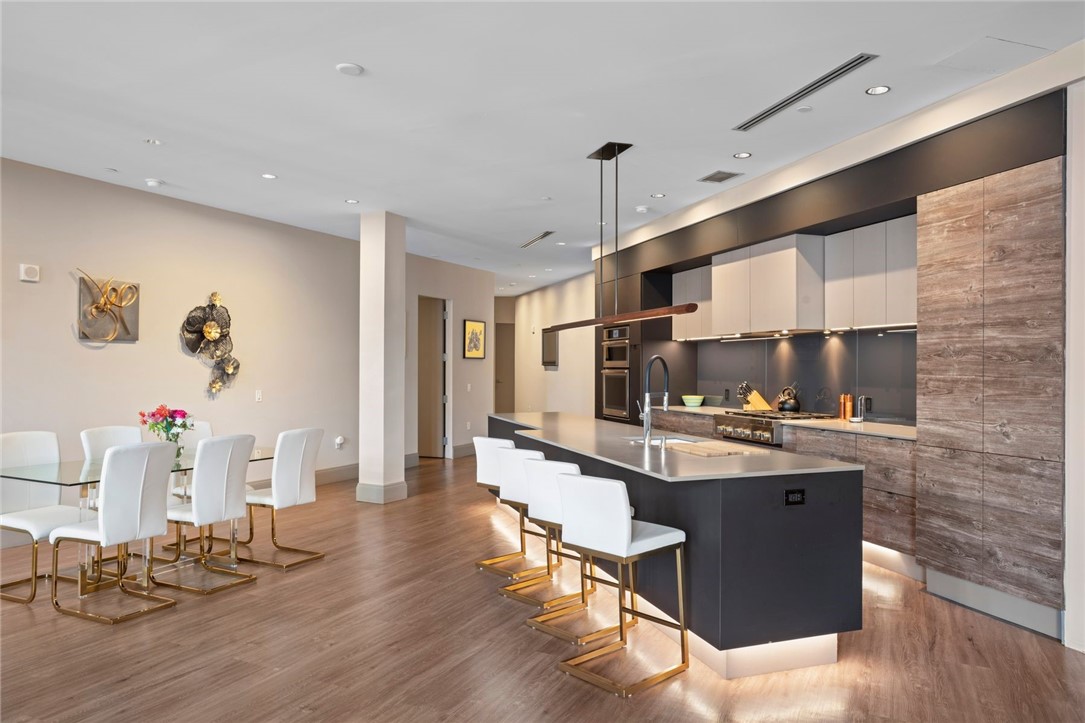 824 Liberty Avenue 5