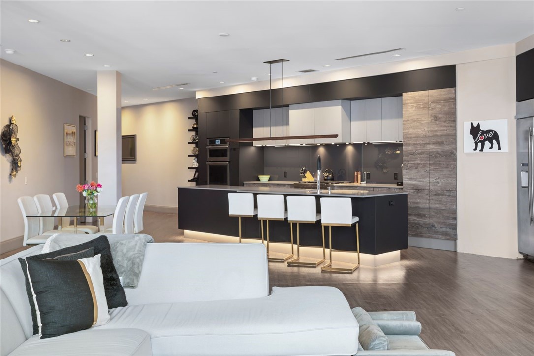 824 Liberty Avenue 5