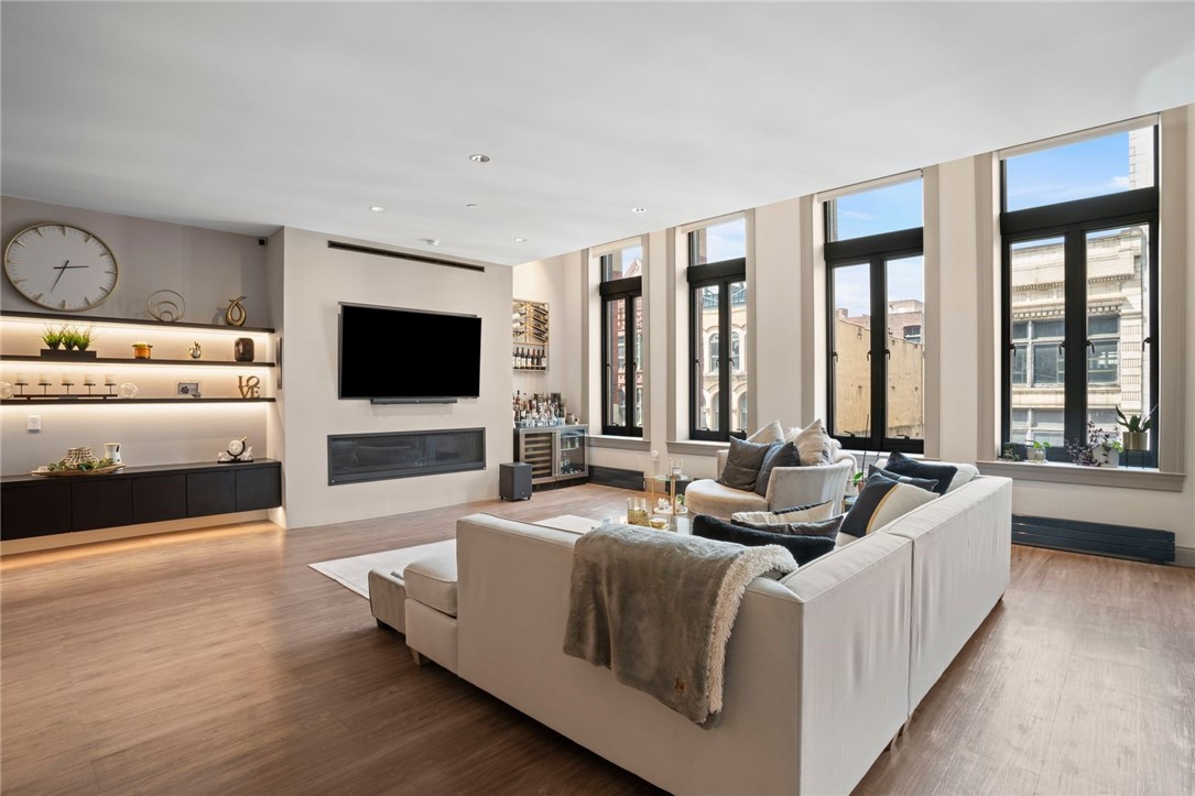 824 Liberty Avenue 5