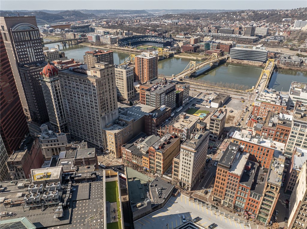 824 Liberty Avenue 5