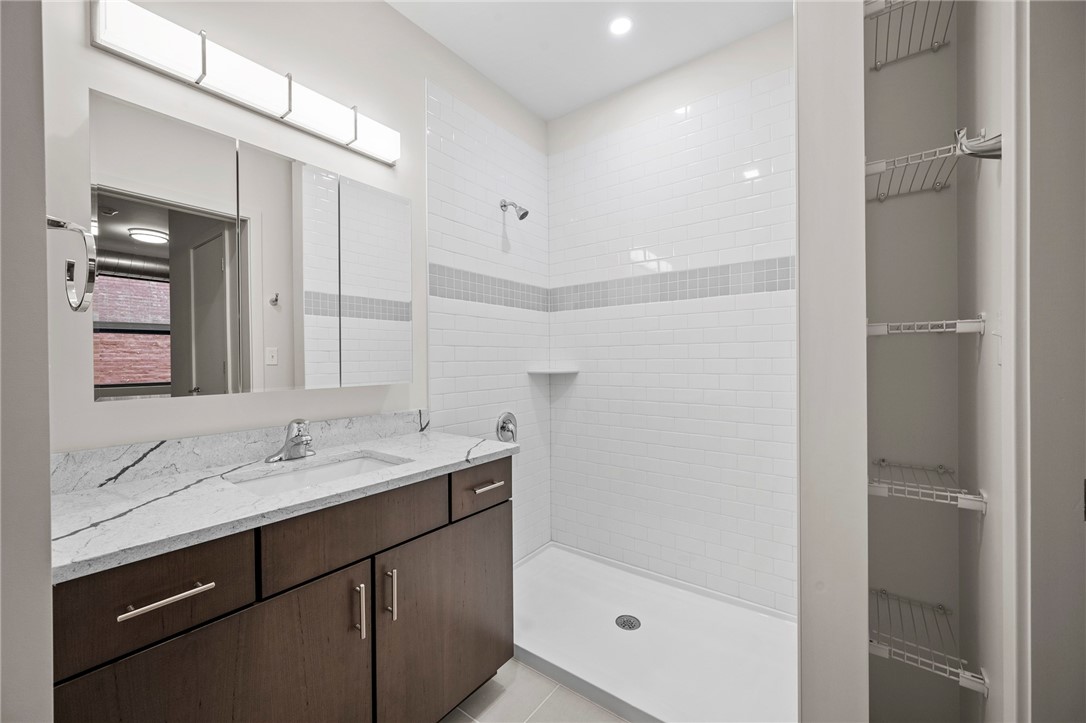 3529 Butler Street 3B