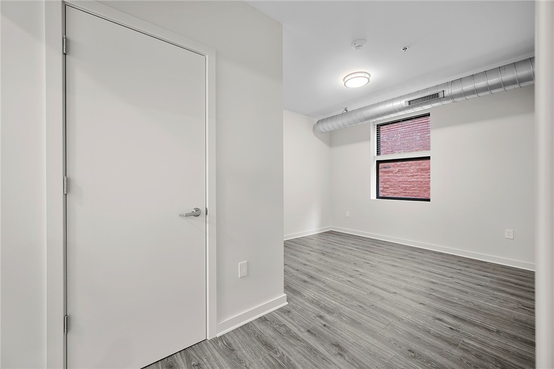 3529 Butler Street 3B