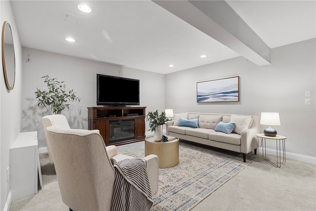 420 Settlers Village Cir