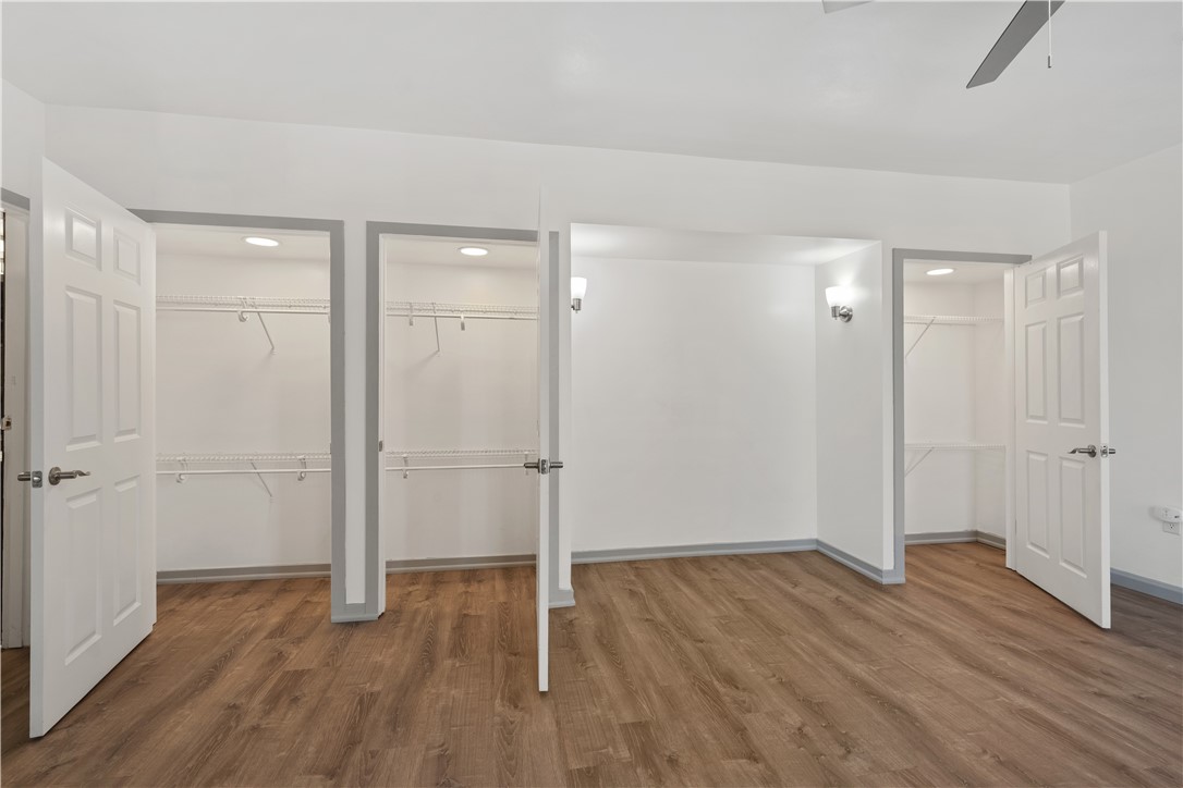 2500 Sarah St