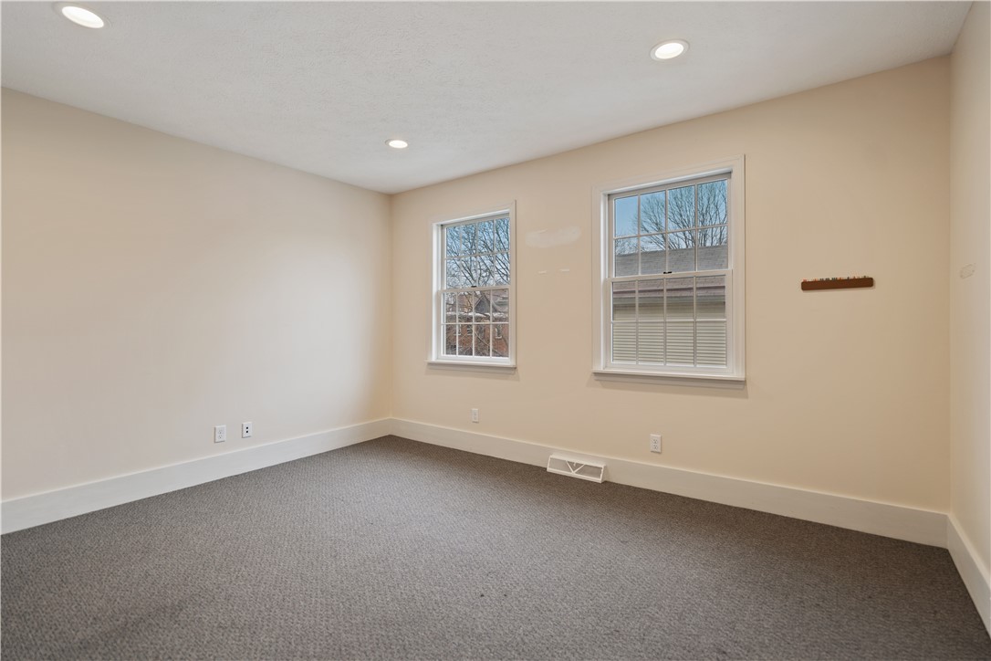 396 4th Street