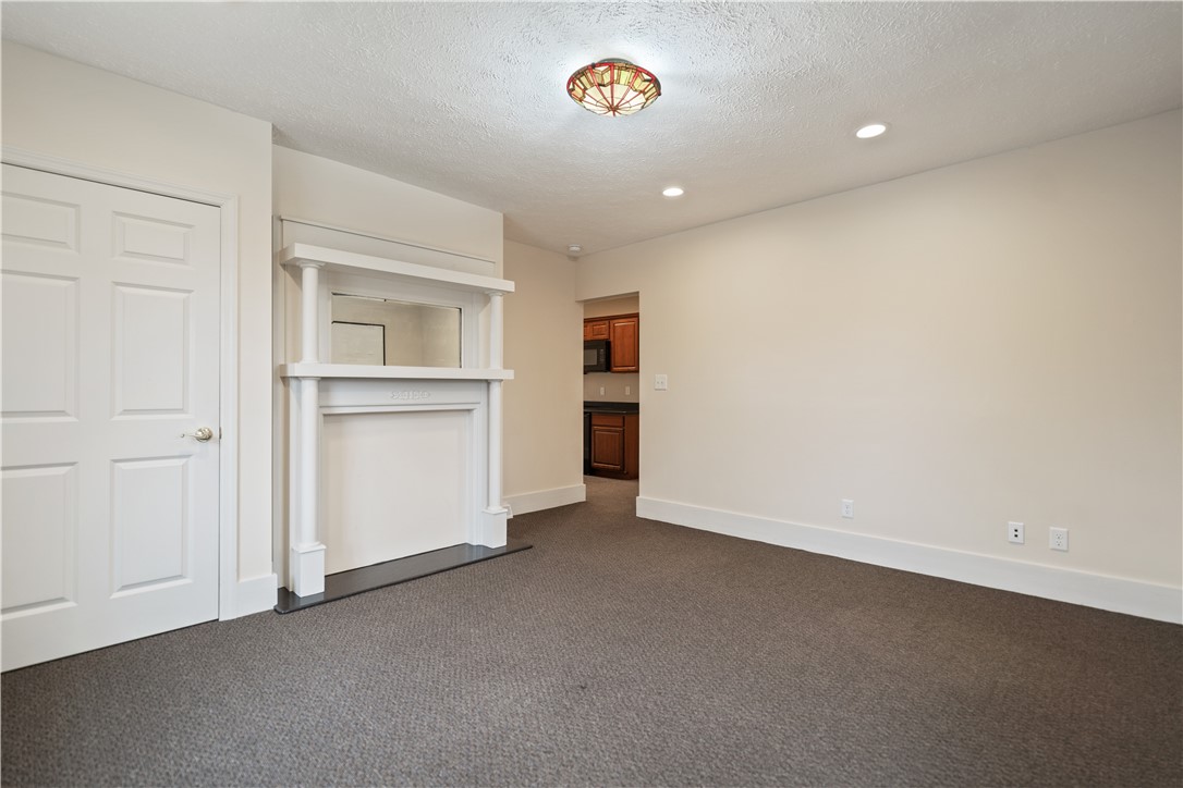 396 4th Street