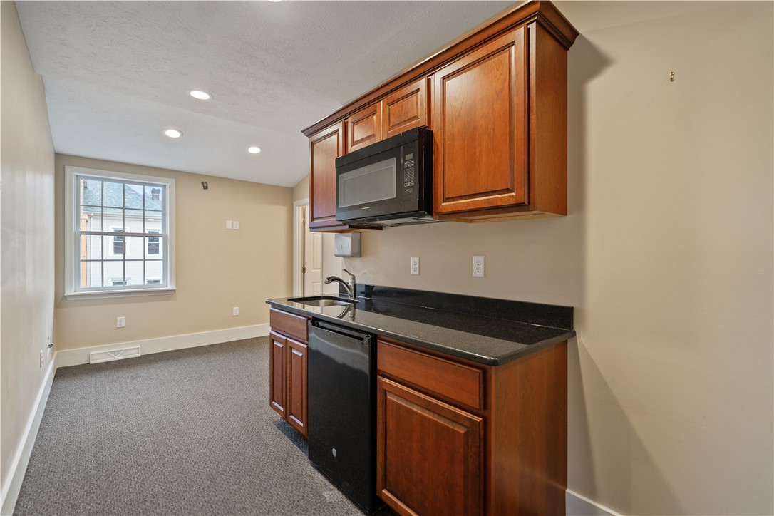 396 4th Street