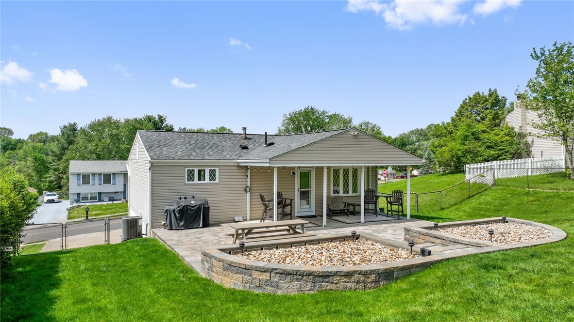 112 Cranbrooke Dr