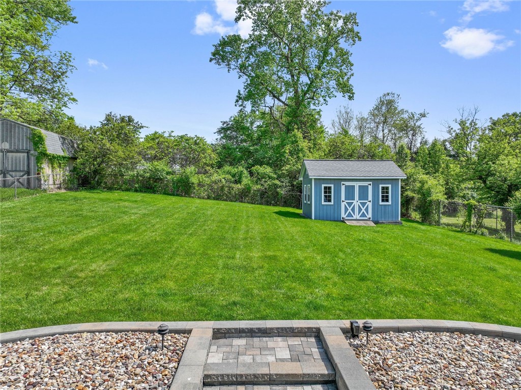112 Cranbrooke Dr