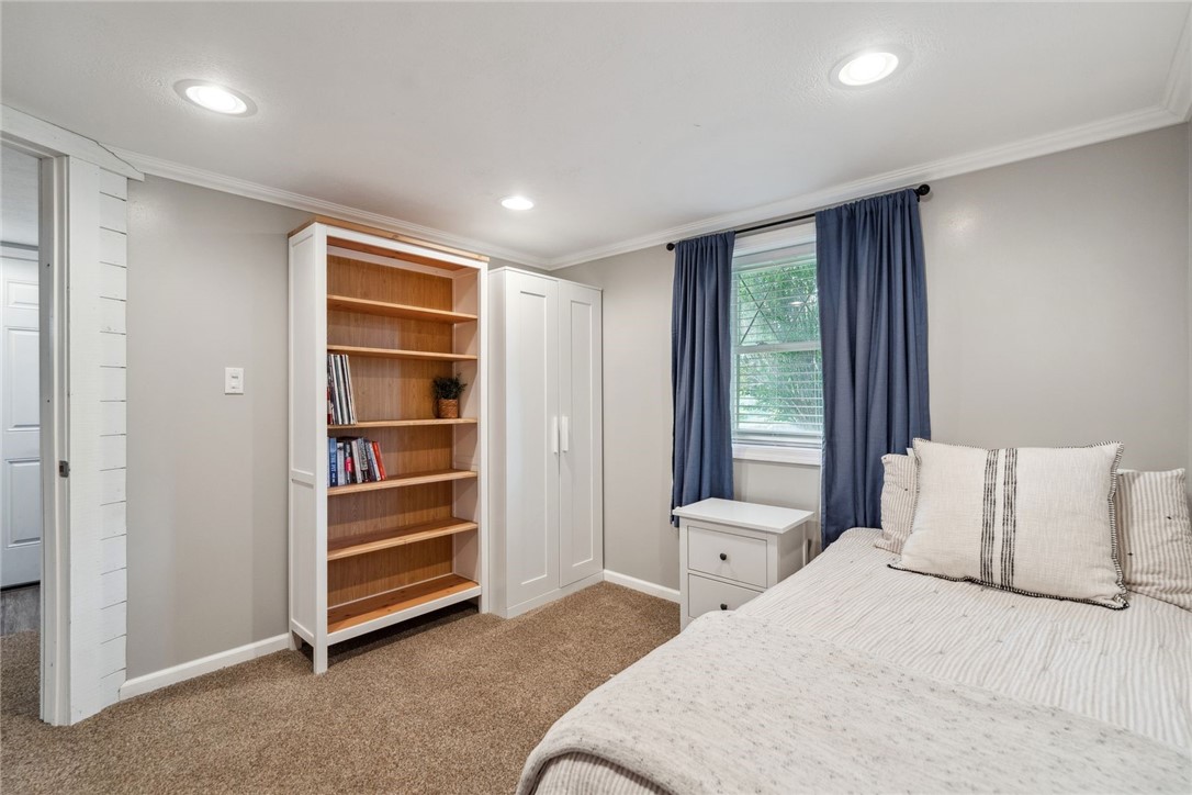 112 Cranbrooke Dr