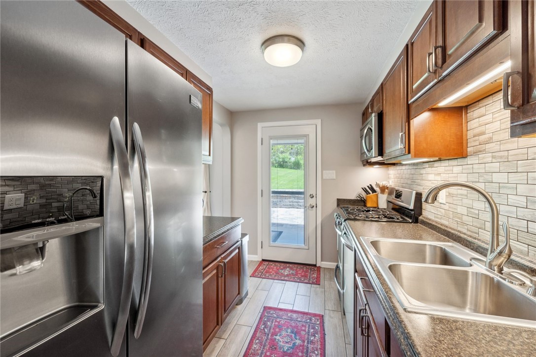 112 Cranbrooke Dr