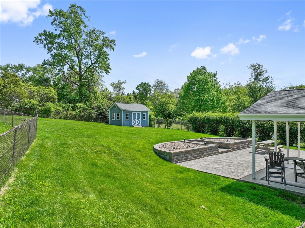 112 Cranbrooke Dr