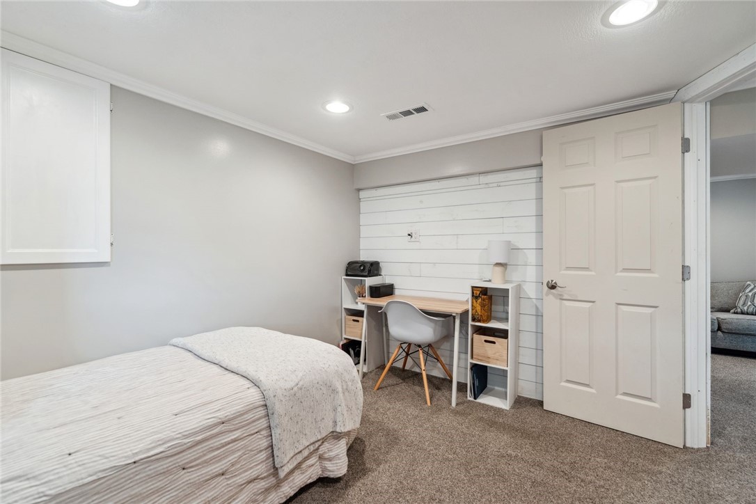 112 Cranbrooke Dr