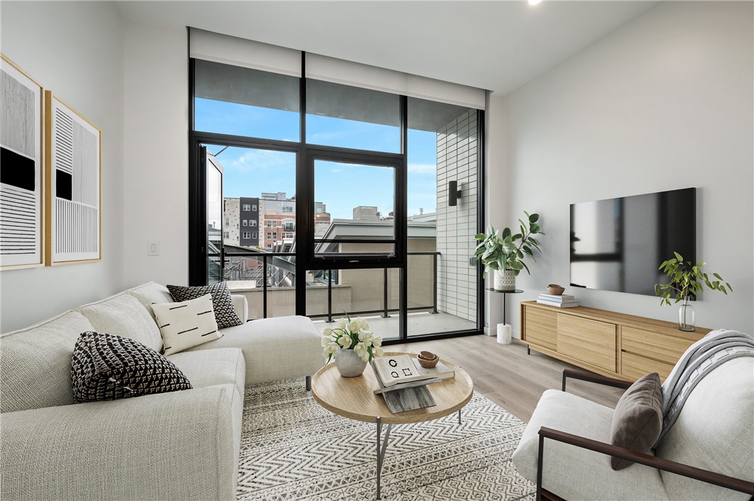 2554 Smallman Street 303