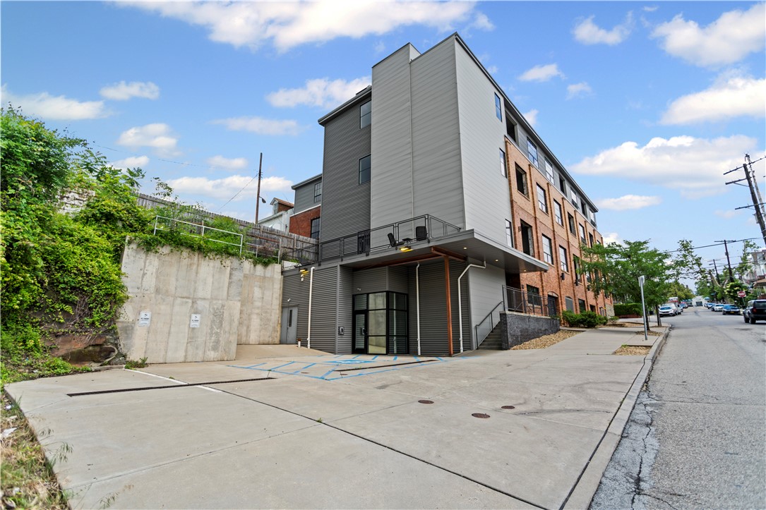 622 Gross Street 104