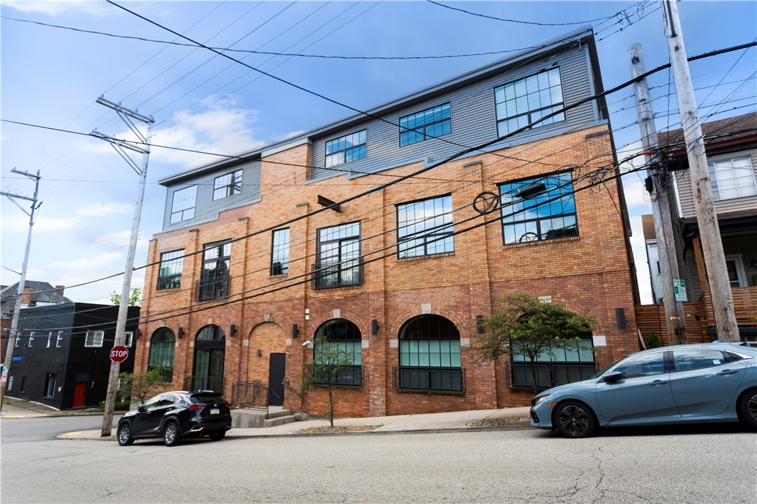 622 Gross Street 104