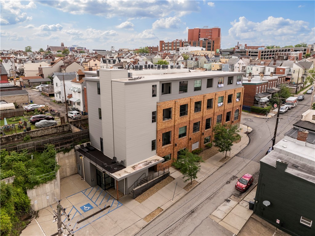 622 Gross Street 104