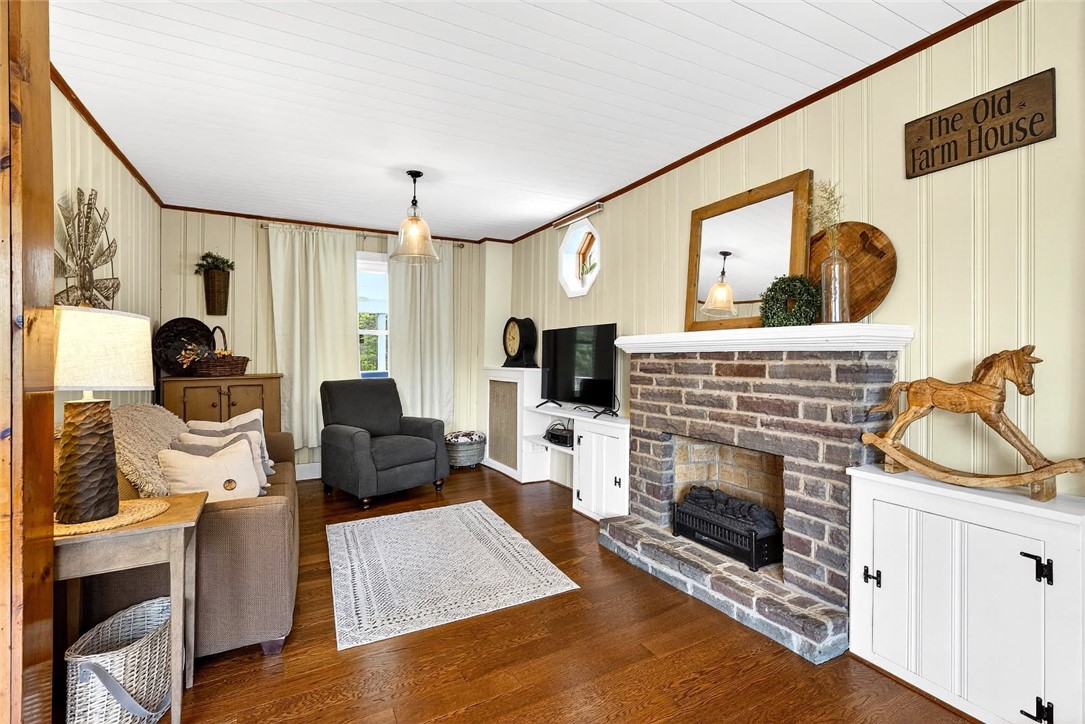 260 Stouffer Hill Road