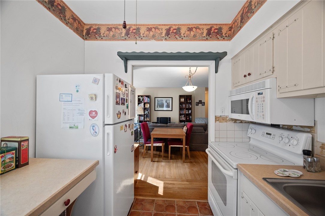 225 E Swissvale Ave 2