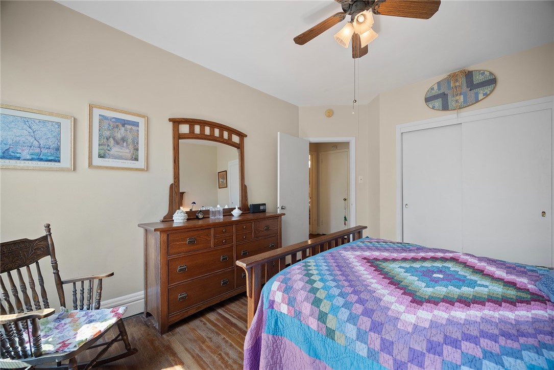 225 E Swissvale Ave 2