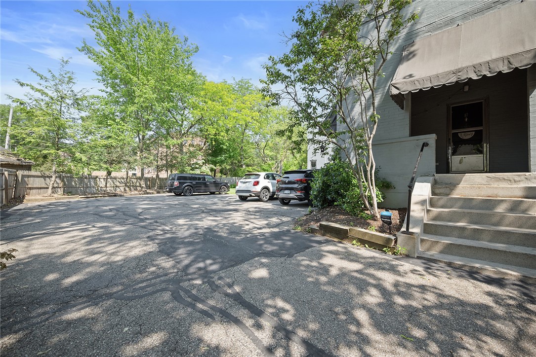 225 E Swissvale Ave 2