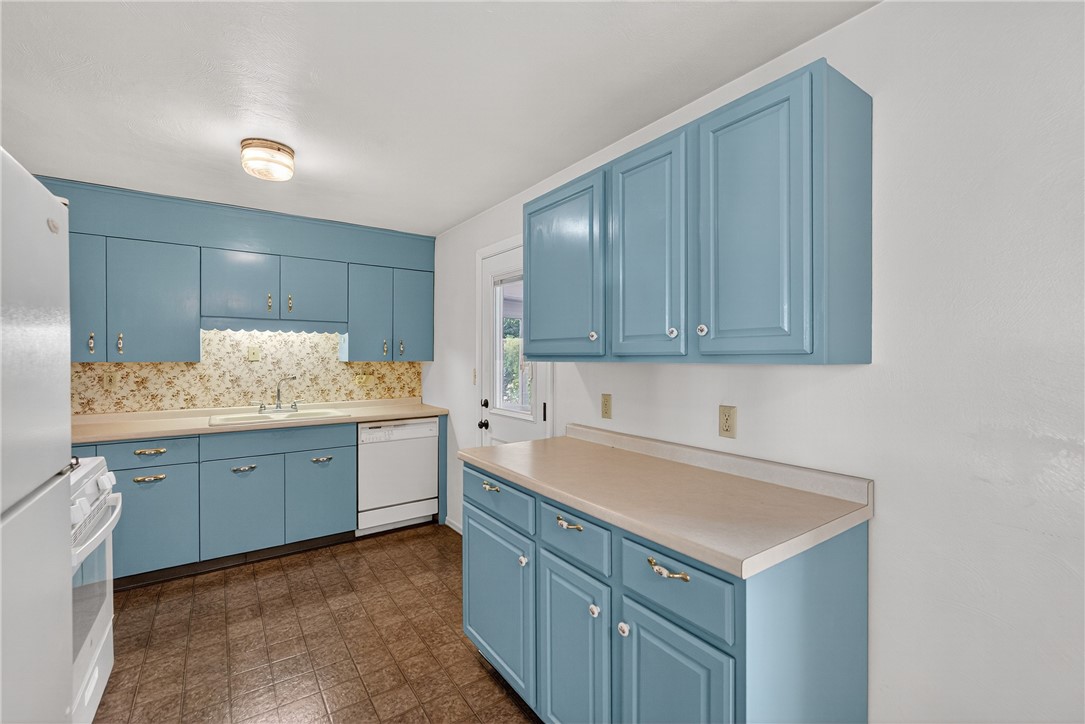 212 Burch Dr