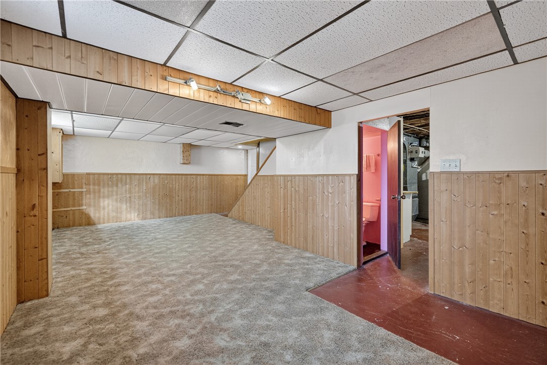 212 Burch Dr