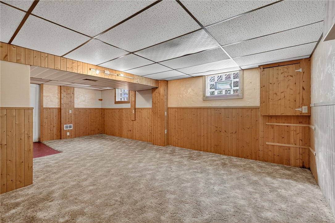 212 Burch Dr