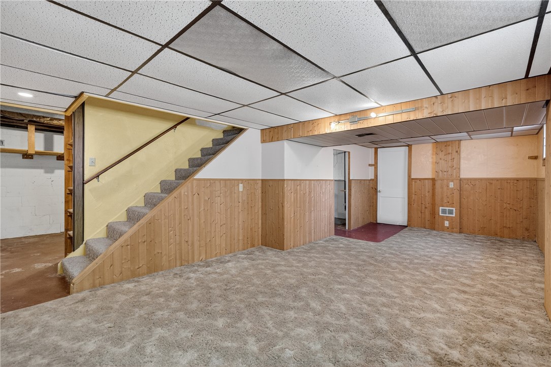 212 Burch Dr