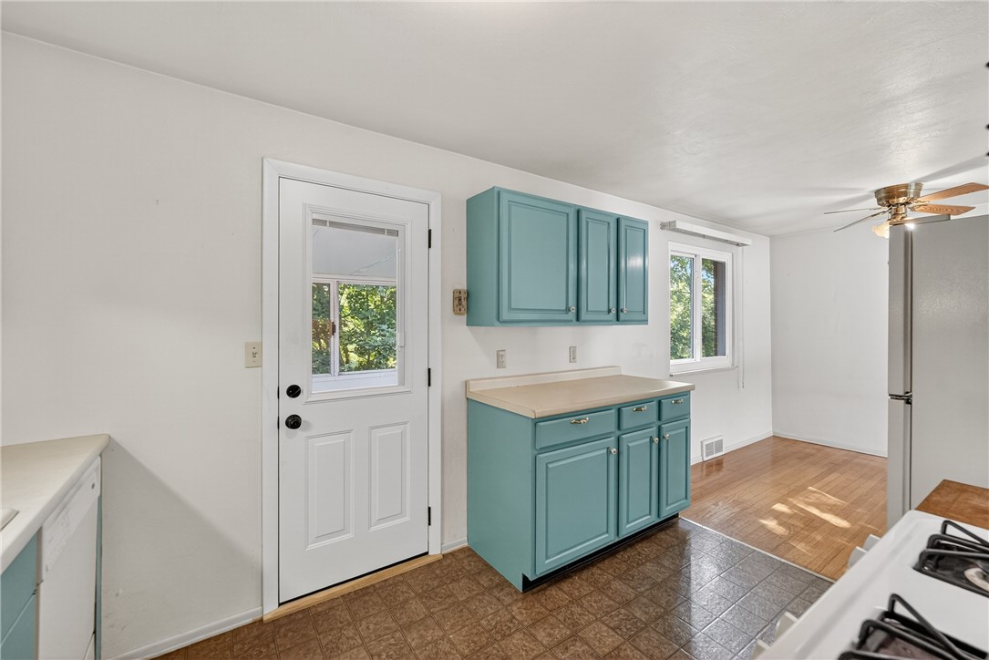 212 Burch Dr