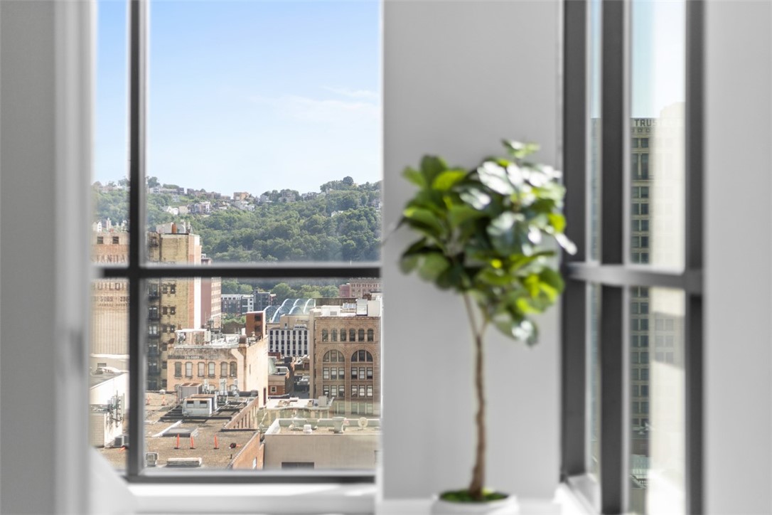 350 Oliver Ave 1301/1401