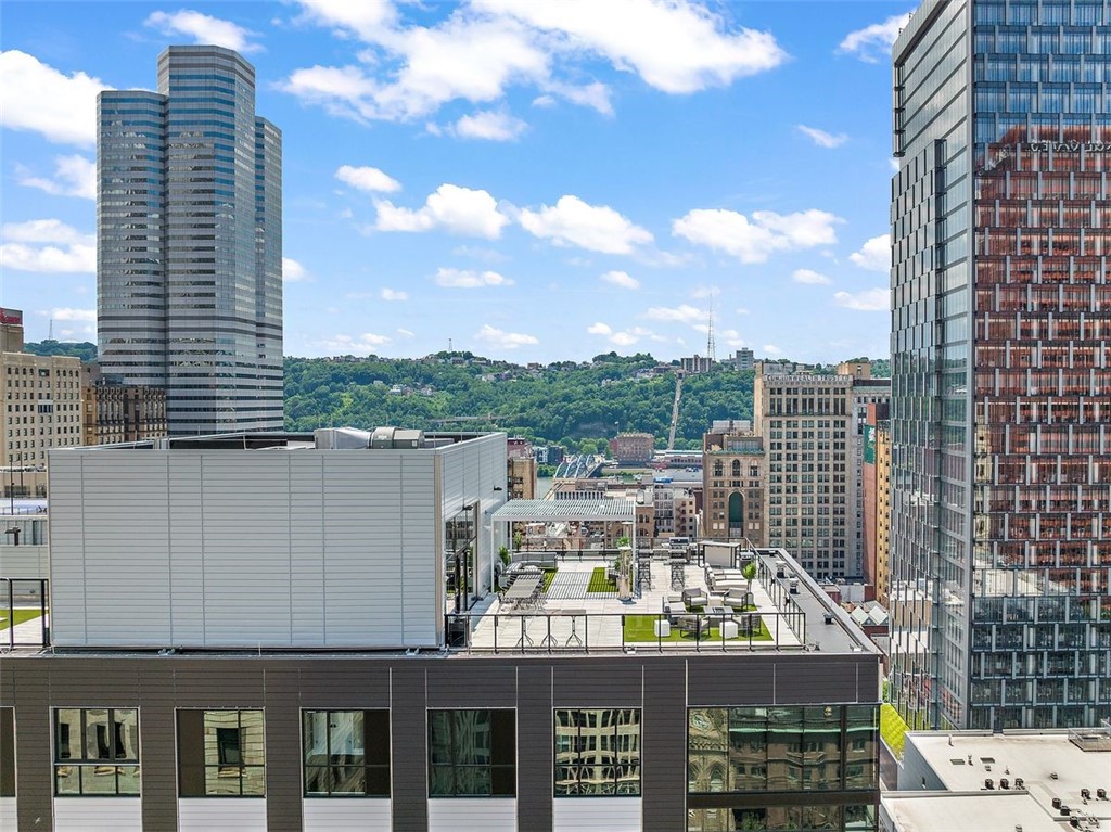 350 Oliver Ave 1301/1401