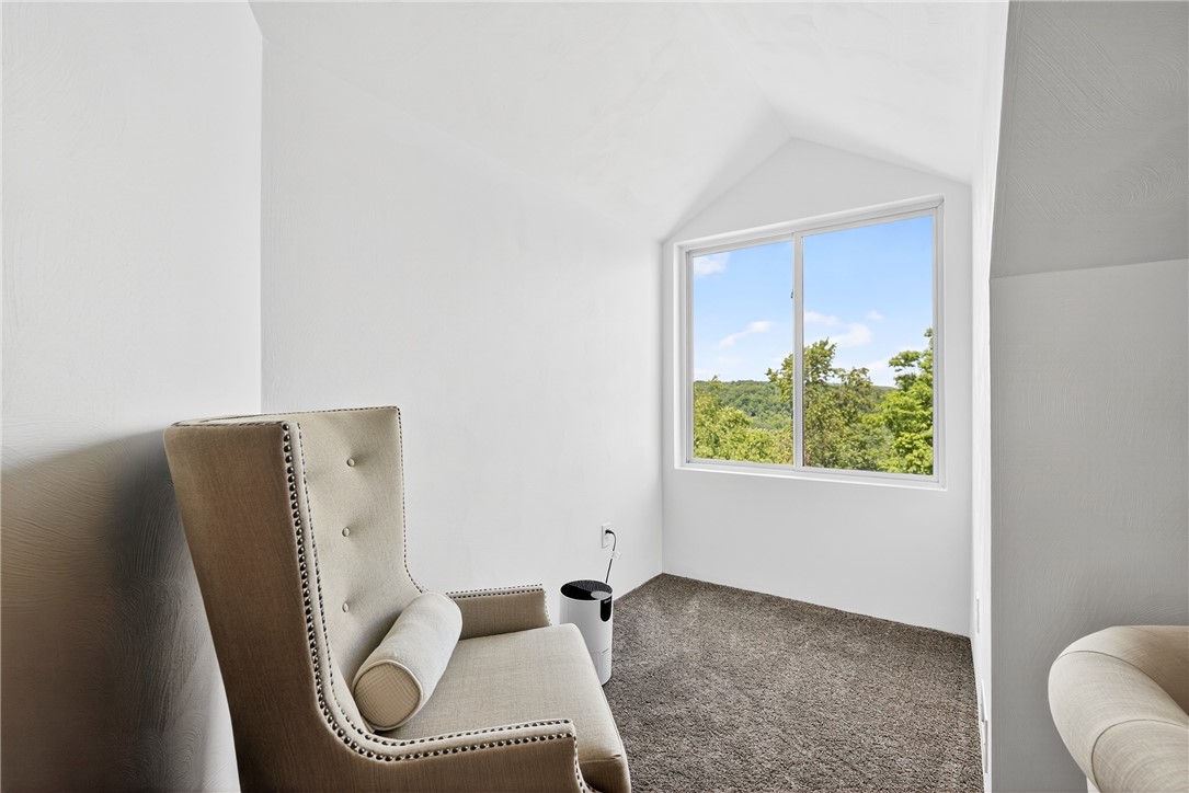 8061 Meadowridge Drive